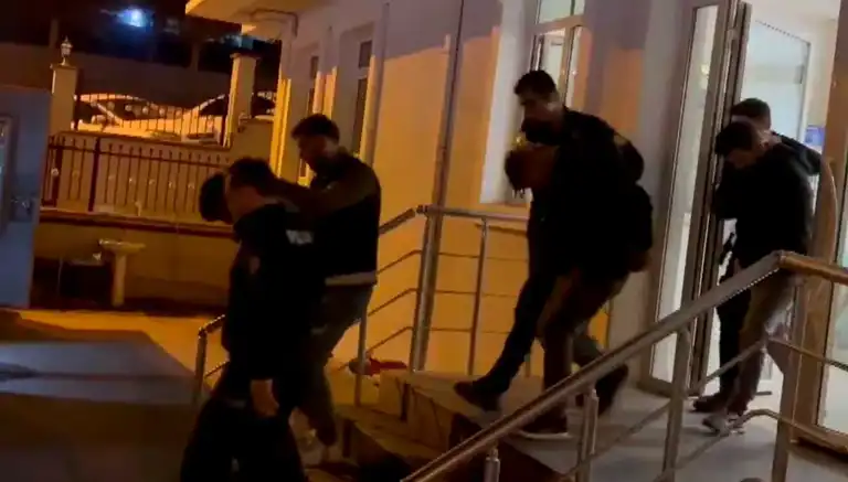 Pendik'te Bonzai Operasyonu: 2 Tutuklama